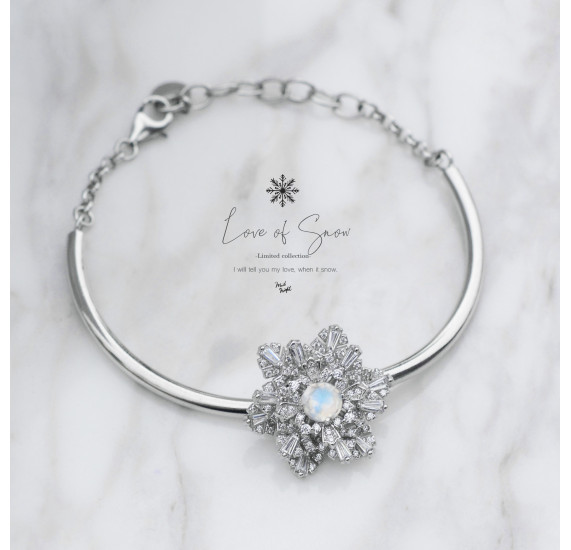 Limited Collection-Moonstone Snowflake Bracelet