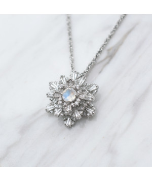 Limited Collection-Moonstone Snowflake Necklace 