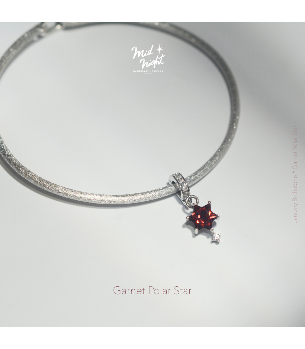 January Birthstone-Garnet Polar Star Two Ways Bangle